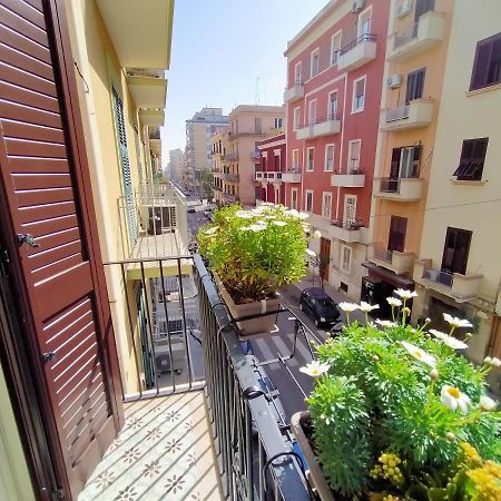 Sonnino Suite Jacuzzi Apartment Bari Eksteriør billede