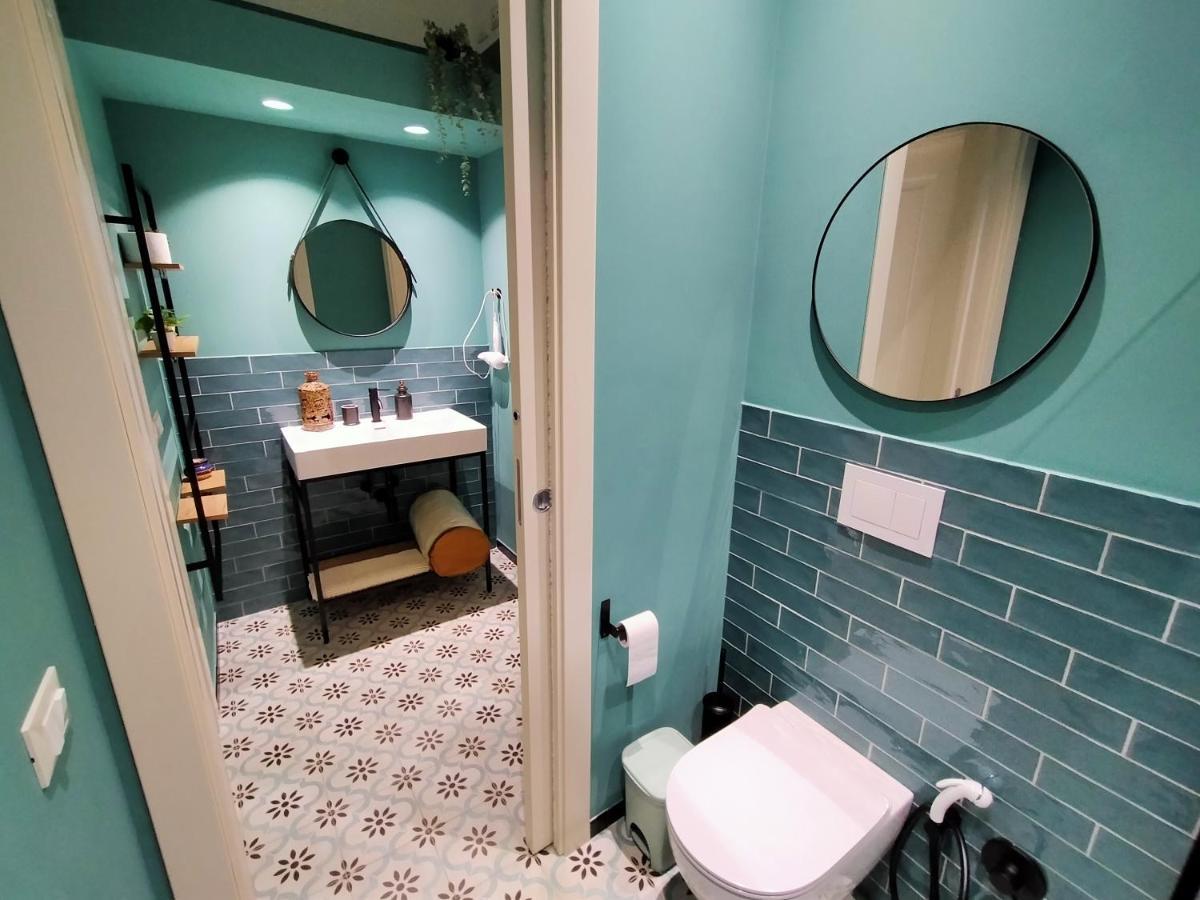 Sonnino Suite Jacuzzi Apartment Bari Eksteriør billede